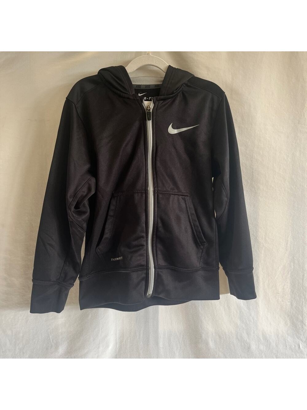 Nike Thermafit Black Jacket Youth Small Hoodie Lightweight Full Zip Outdoor